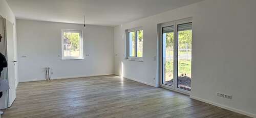 Foto - Wohnung zum Mieten in Hennickendorf 1.399,00 € 73.07 m²