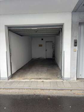 Foto - Garage zu vermieten in Düsseldorf 100,00 €