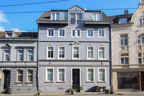 Foto - Haus zum Kaufen in Düsseldorf 1.495.000,00 € 544.55 m²