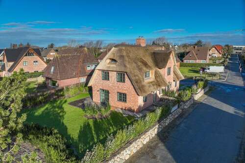 Foto - Haus zum Kaufen in Wenningstedt 3.490.000,00 € 174 m²
