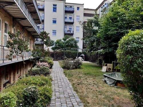 Foto - Wohnung zum Mieten in Halle 290,00 € 25 m²
