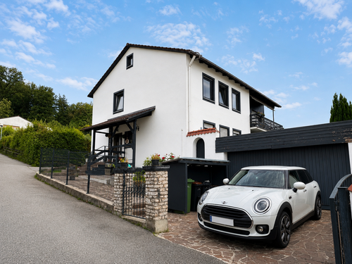 Foto - Haus zum Kaufen in Tiefenbach 779.000,00 € 197 m²