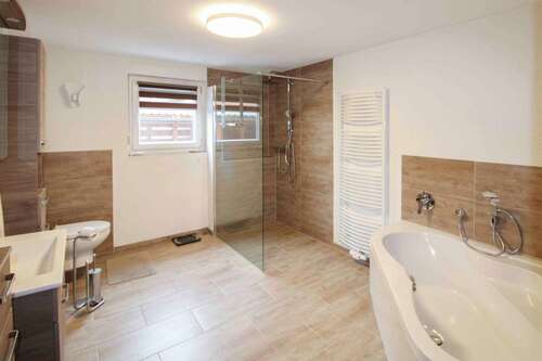 Foto - Haus zum Kaufen in Ilsede 345.000,00 € 218.16 m²