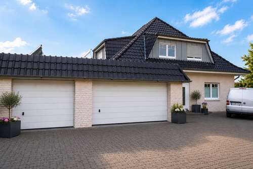 Foto - Haus zum Kaufen in Seelze 615.000,00 € 180 m²