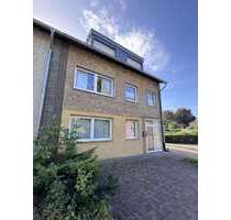 Haus zum Kaufen in Wesel 349.000,00 € 221 m²