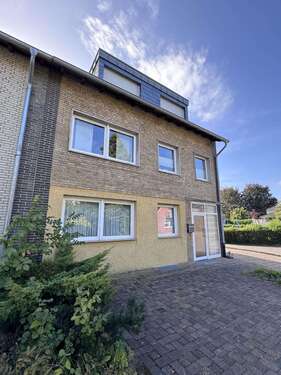 Foto - Haus zum Kaufen in Wesel-Flüren 349.000,00 € 254 m²