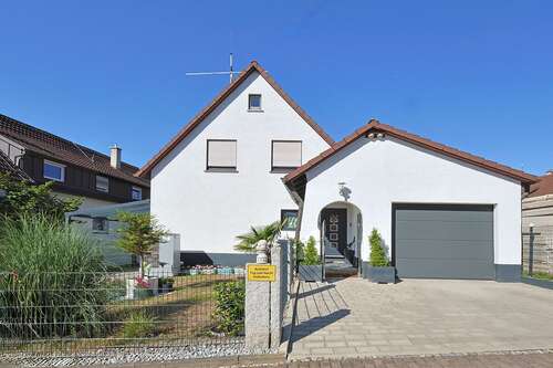 Foto - Haus zum Kaufen in Schönaich 795.000,00 € 130 m²
