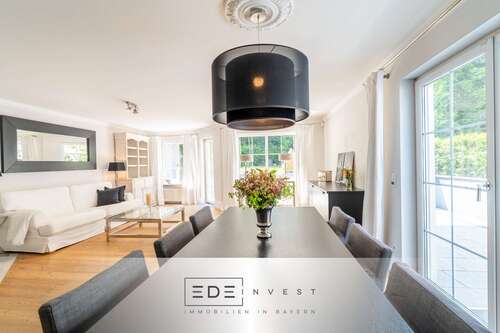 Foto - Haus zum Kaufen in München 1.897.400,00 € 221.2 m²