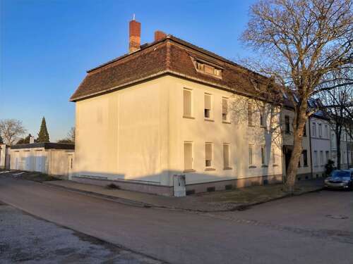 Foto - Haus zum Kaufen in Bernburg 249.000,00 € 215 m²