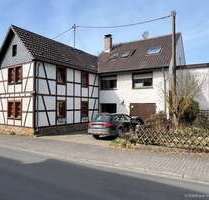 Haus zum Kaufen in Bad Münstereifel-Schönau 214.000,00 € 190 m²