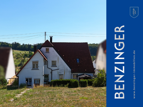 Foto - Haus zum Kaufen in Bad Urach 245.000,00 € 156 m²