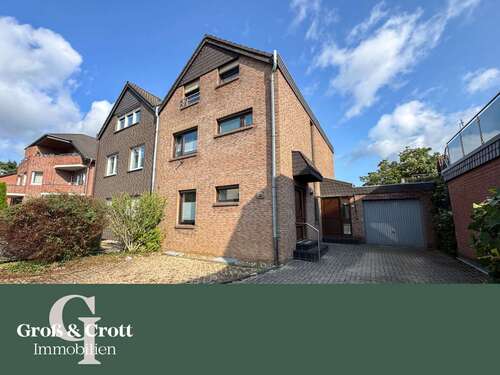 Foto - Haus zum Kaufen in Übach-Palenberg 349.000,00 € 285 m²