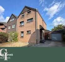 Haus zum Kaufen in Übach-Palenberg 349.000,00 € 285 m²