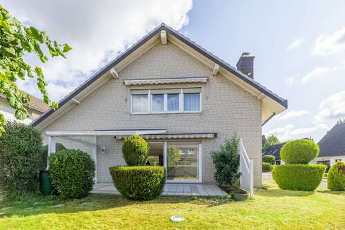 Foto - Haus zum Kaufen in Swisttal 649.000,00 € 165 m²