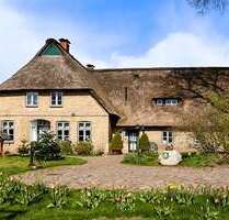 Haus zum Kaufen in Schafstedt 748.000,00 € 340 m²