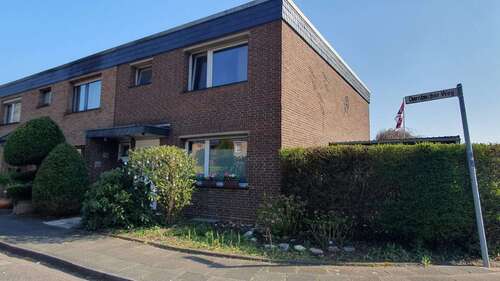 Foto - Haus zum Kaufen in Köln Heimersdorf 765.000,00 € 116 m²