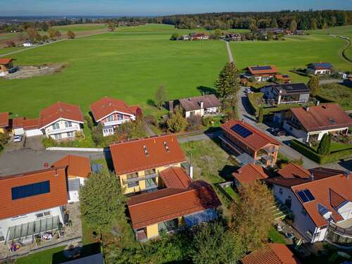 Foto - Haus zum Kaufen in Vogtareuth 1.488.000,00 € 435 m²