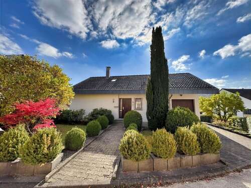 Foto - Haus zum Kaufen in Burladingen 329.000,00 € 160 m²