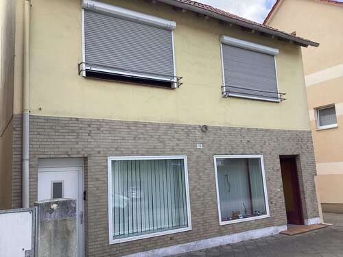Foto - Haus zum Kaufen in Burgdorf 249.000,00 € 200 m²