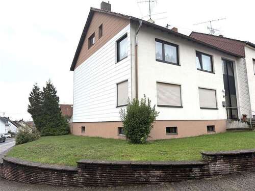 Foto - Haus zum Kaufen in Wadgassen 289.000,00 € 150 m²