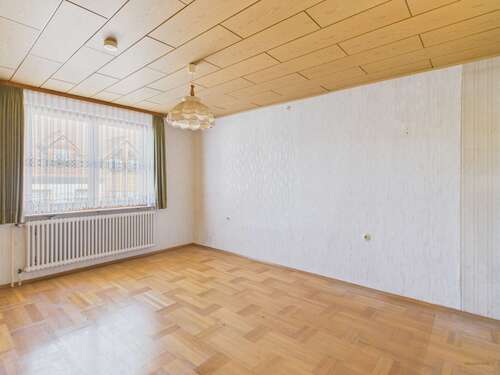 Foto - Haus zum Kaufen in Blumberg 298.000,00 € 149 m²