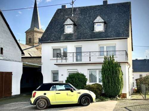 Foto - Haus zum Kaufen in Morshausen 149.000,00 € 140 m²