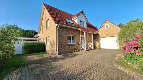 Foto - Haus zum Kaufen in Heide 545.000,00 € 202 m²