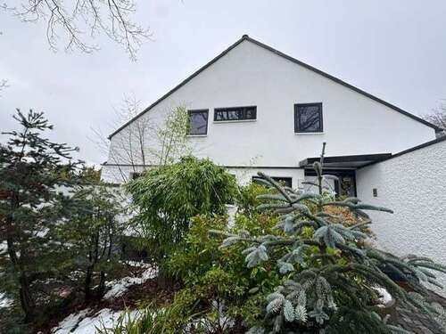 Foto - Haus zum Mieten in Friedrichsdorf 2.900,00 € 224 m²