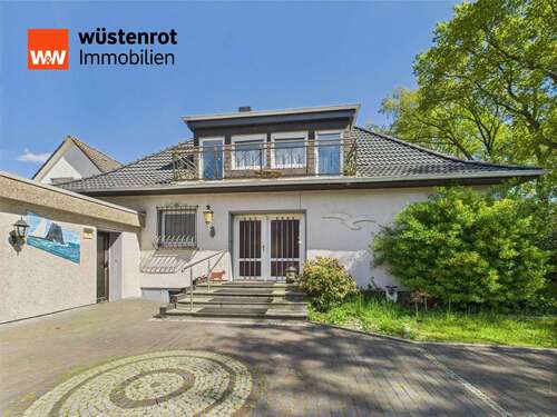Foto - Haus zum Kaufen in Holtland 259.900,00 € 204.23 m²