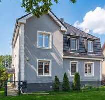 Haus zum Kaufen in Bestensee 640.000,00 € 200 m²