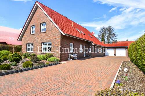 Foto - Haus zum Kaufen in Ostrhauderfehn 425.000,00 € 274.72 m²
