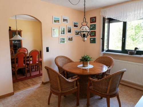 Foto - Haus zum Kaufen in Ottweiler 280.000,00 € 190 m²