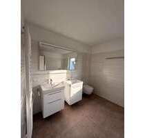 Wohnung zum Mieten in Berlin 2.012,84 € 121.99 m²