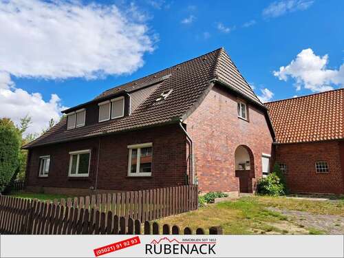 Foto - Haus zum Kaufen in Marklohe OT Oyle 199.000,00 € 227 m²