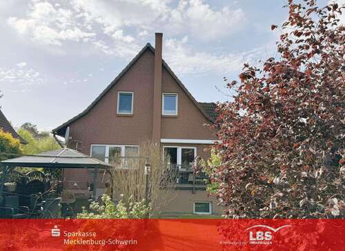Foto - Haus zum Kaufen in Neu Poserin 275.000,00 € 114 m²