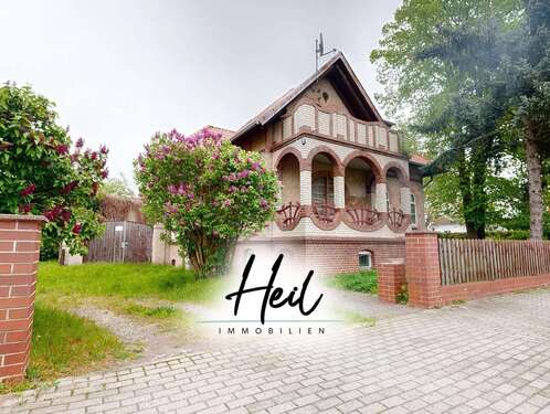 Foto - Haus zum Kaufen in Bitterfeld-Wolfen 160.000,00 € 180 m²