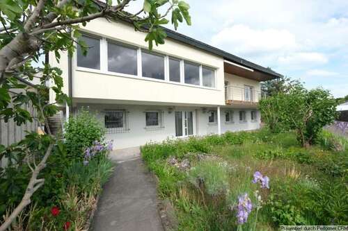 Foto - Haus zum Kaufen in Remseck 780.000,00 € 203 m²