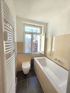 Foto - Wohnung zum Mieten in Limbach-Oberfrohna 900,00 € 132 m²