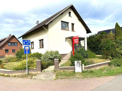 Foto - Haus zum Kaufen in Porta Westfalica 209.000,00 € 139 m²