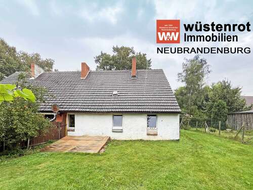 Foto - Haus zum Kaufen in Carmzow-Wallmow 50.000,00 € 64 m²