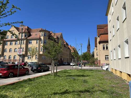 Foto - Wohnung zum Mieten in Halle (Saale) 320,00 € 43 m²