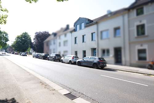 Foto - Haus zum Kaufen in Eschweiler 329.000,00 € 178 m²