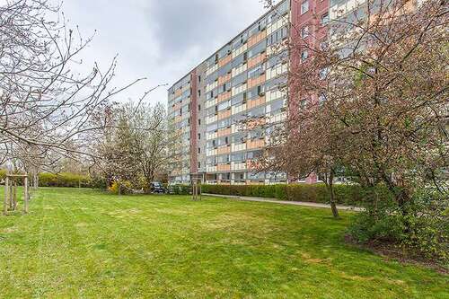Foto - Wohnung zum Mieten in Erfurt 183,00 € 25.73 m²