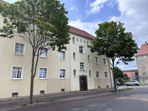 Foto - Wohnung zum Mieten in Halle (Saale) 368,00 € 46 m²