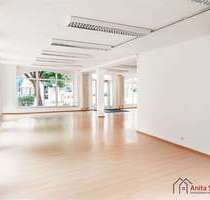 Einzelhandel in Bad Windsheim 1.050,00 € 137.75 m²