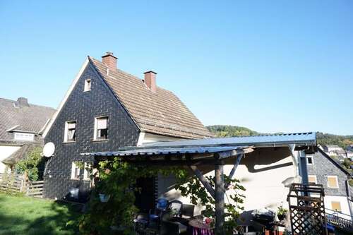 Foto - Haus zum Kaufen in Greifenstein 119.000,00 € 130.7 m²