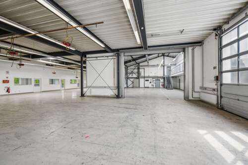 Foto - Halle in Nagold 1.690.000,00 € 783.69 m²