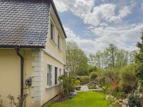 Foto - Haus zum Kaufen in Falkensee 359.000,00 € 210 m²