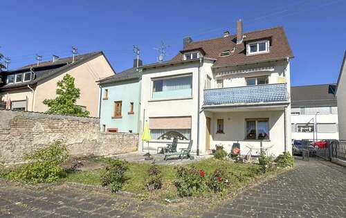 Foto - Haus zum Kaufen in Frankfurt 595.000,00 € 240 m²