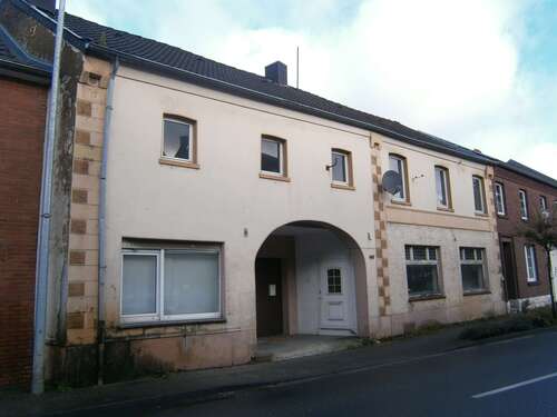 Foto - Haus zum Kaufen in Selfkant - Saeffelen 105.000,00 € 155 m²